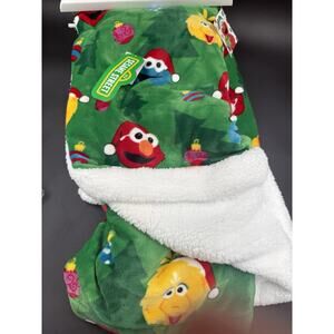 Sesame Street Christmas Green Sherpa Throw Blanket Elmo Cookie Monster Big Bird